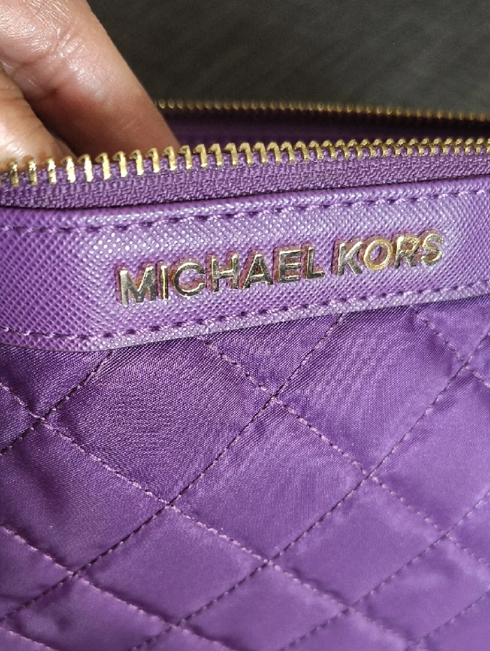 🆕Michael Kors Quilted Satin Purple Wristlet Clutch with Gold Logo